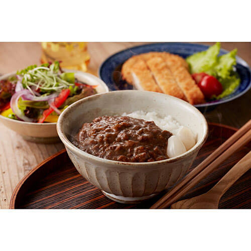 ＜博多華味鳥＞一膳カレー 110g×4袋